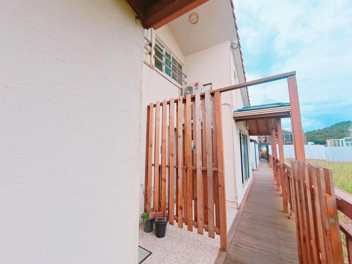 济州吉琳住宿加早餐旅馆 济州市 外观 照片